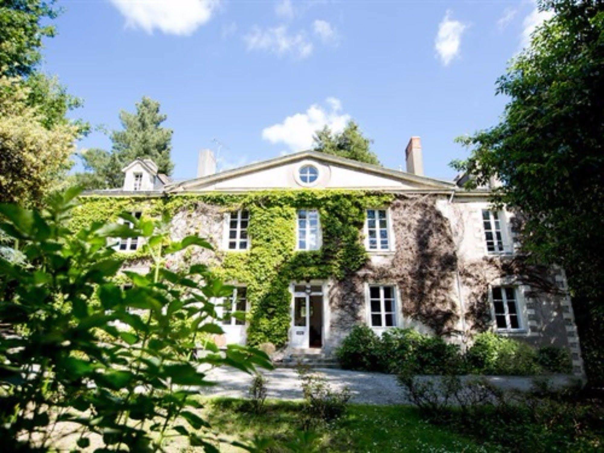 La Guilbaudiere Bed & Breakfast Saint-Herblain Exterior photo
